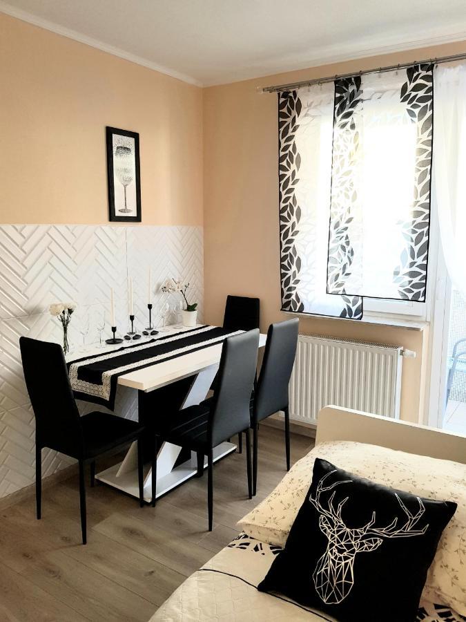 Apartment Glamour Downtown Balcony Краків Екстер'єр фото