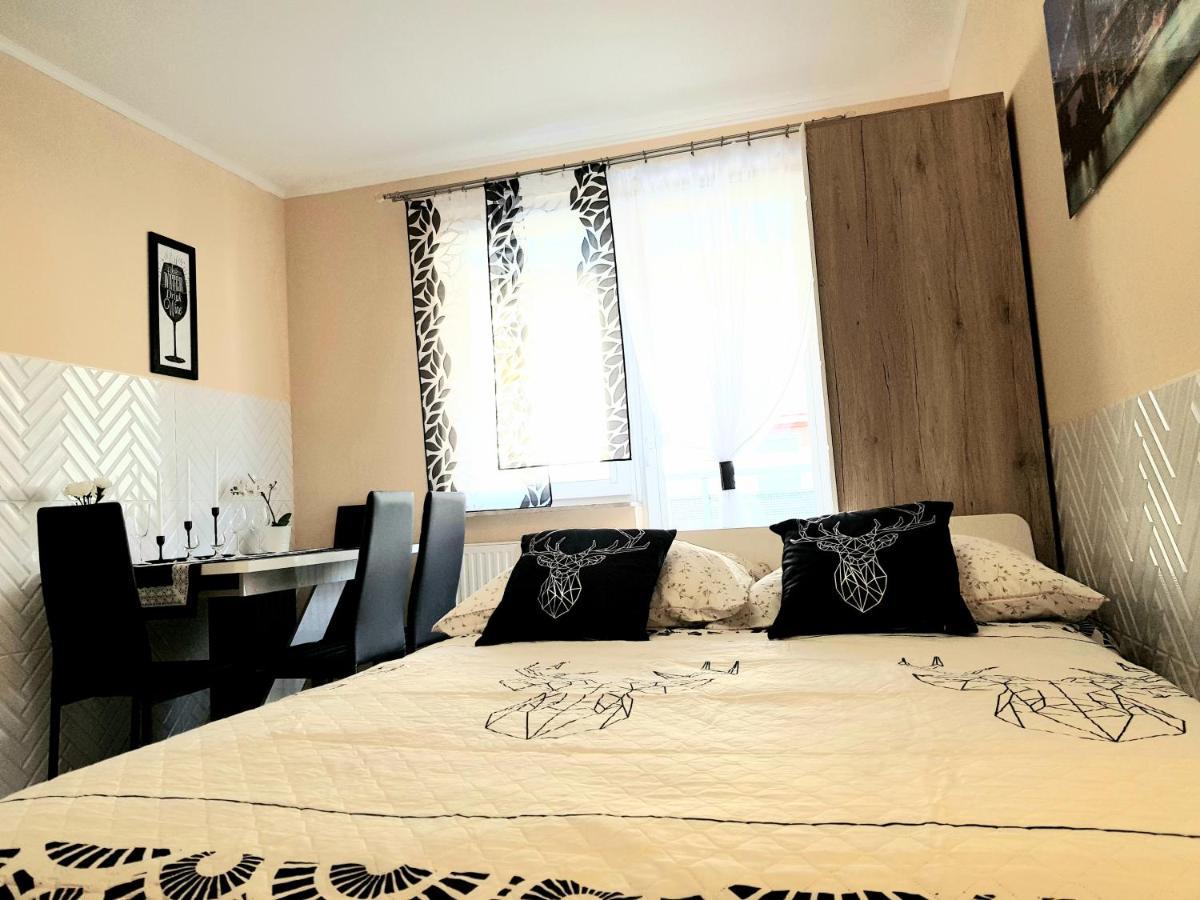 Apartment Glamour Downtown Balcony Краків Екстер'єр фото
